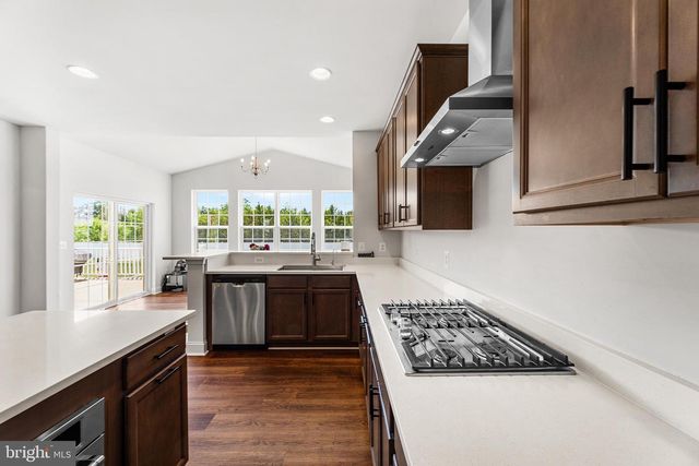 64 CARMEAN DR, Greenwood, DE 19950