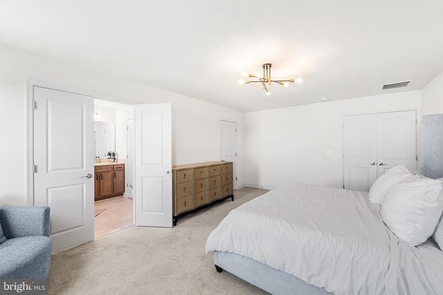 64 CARMEAN DR, Greenwood, DE 19950