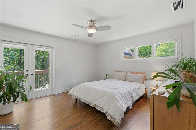 200 Glenlake Commons Drive, Decatur, GA 30030