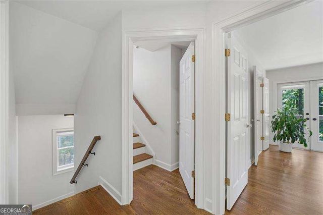 200 Glenlake Commons Drive, Decatur, GA 30030