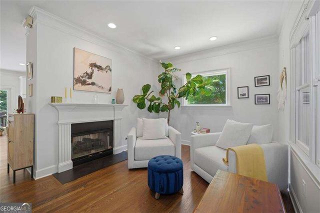 200 Glenlake Commons Drive, Decatur, GA 30030