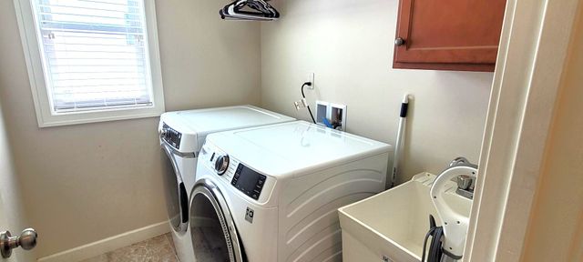 4070 BLUEBERRY Drive, Erie, PA 16510