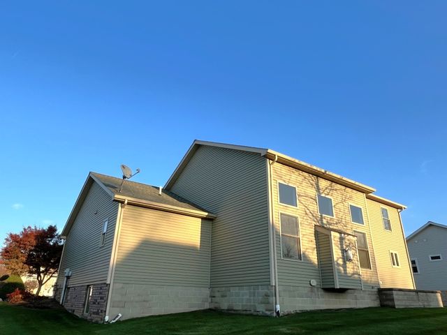 4070 BLUEBERRY Drive, Erie, PA 16510