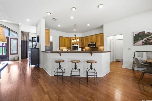 27118 Rockwall Pkwy, New Braunfels, TX 78132