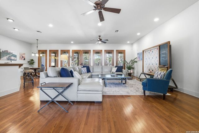 27118 Rockwall Pkwy, New Braunfels, TX 78132