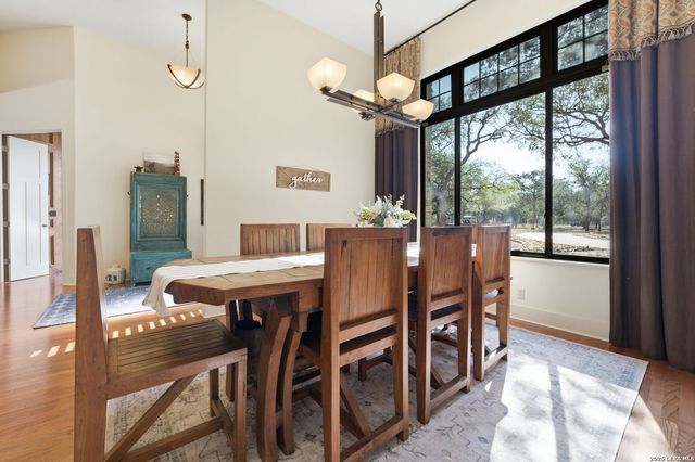 27118 Rockwall Pkwy, New Braunfels, TX 78132