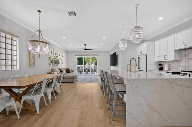 7050 Limestone Cay Road, Limestone Creek, Jupiter, FL 33458