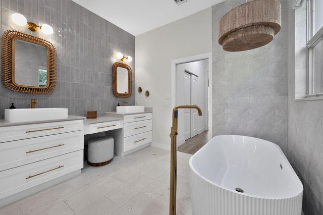 7050 Limestone Cay Road, Limestone Creek, Jupiter, FL 33458