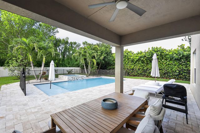 7050 Limestone Cay Road, Limestone Creek, Jupiter, FL 33458
