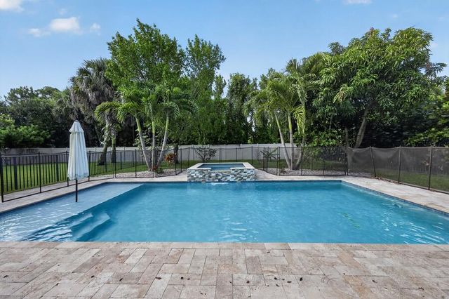 7050 Limestone Cay Road, Limestone Creek, Jupiter, FL 33458