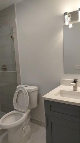 5480 NW 11th St 306, Plantation, FL 33313