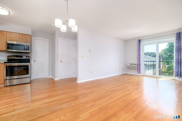 155 Short Beach Road 201, Stratford, CT 06615