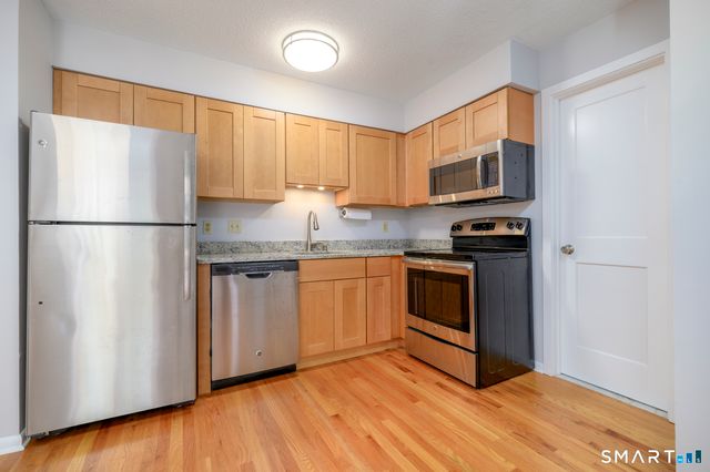 155 Short Beach Road 201, Stratford, CT 06615
