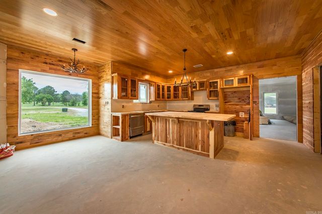 155 Woodard Ln., Heber Springs, AR 72543