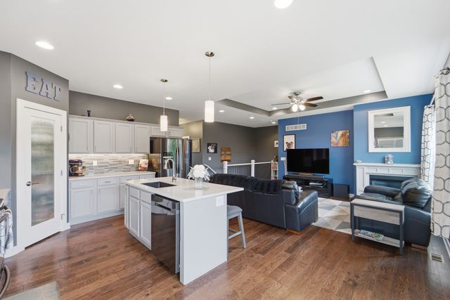 1908 NW Prairie Creek Drive, Grimes, IA 50111