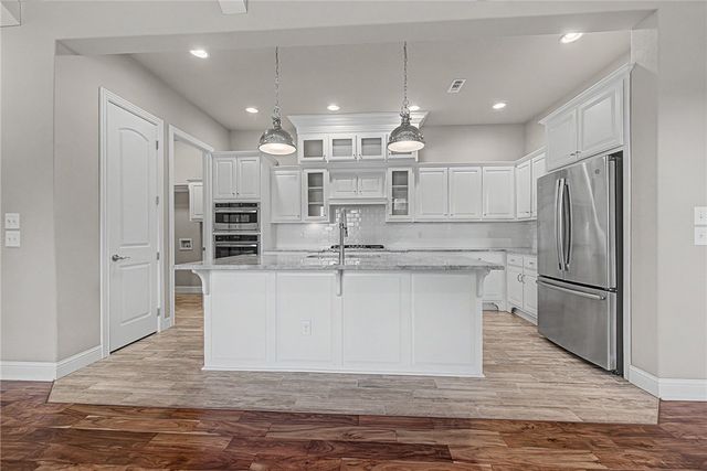 1716 Rutherford Avenue, Fayetteville, AR 72703