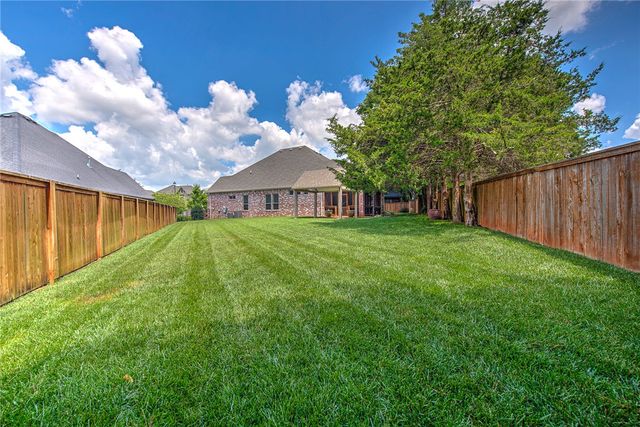1716 Rutherford Avenue, Fayetteville, AR 72703