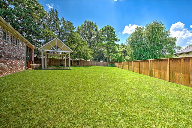 1716 Rutherford Avenue, Fayetteville, AR 72703