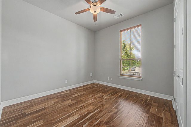 1716 Rutherford Avenue, Fayetteville, AR 72703