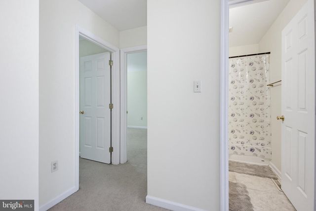 15 DEEP HOLLOW LN, Lancaster, PA 17603