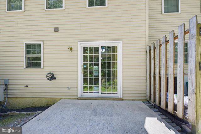 15 DEEP HOLLOW LN, Lancaster, PA 17603
