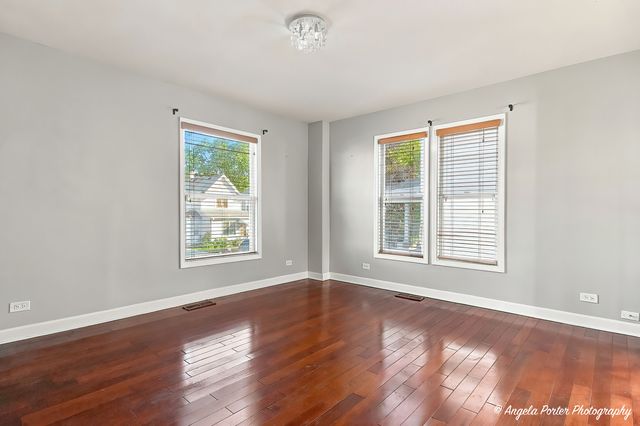 407 4th Street, Waukegan, IL 60085