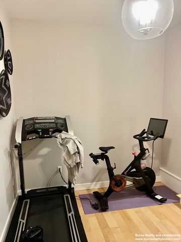 599 East Broadway 2, Boston, MA 02127