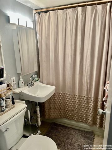 599 East Broadway 2, Boston, MA 02127