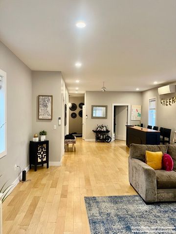 599 East Broadway 2, Boston, MA 02127