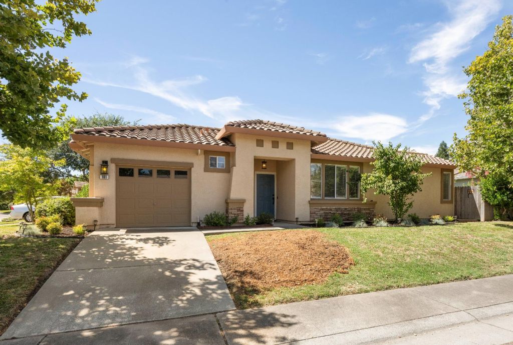 101 Ledbury Ct, Roseville, CA 95747