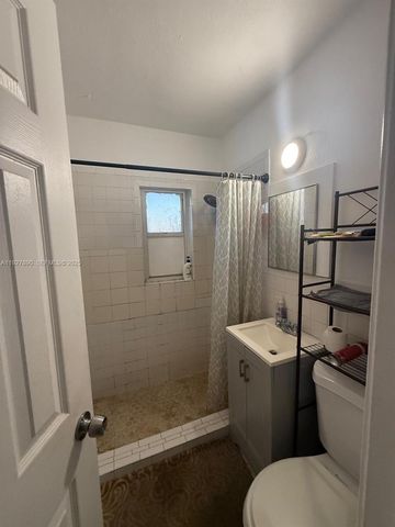 3090 NW 33rd St, Miami, FL 33142