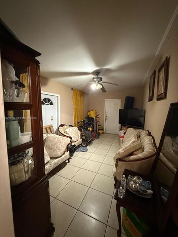 3090 NW 33rd St, Miami, FL 33142