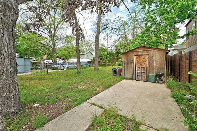1710 Holly ST, Austin, TX 78702