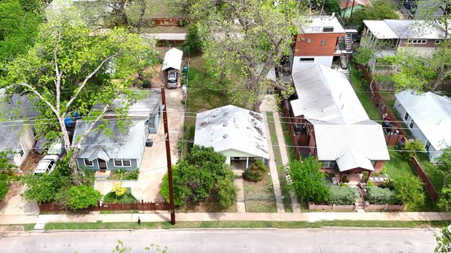 1710 Holly ST, Austin, TX 78702