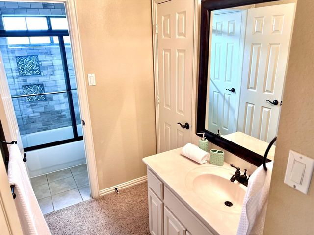 1617 Thousand Oaks Drive, Decatur, TX 76234