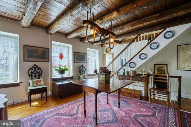 40162 MAIN ST, Waterford, VA 20197