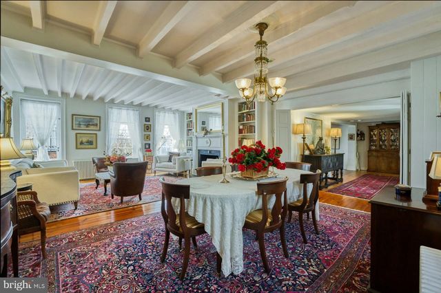 40162 MAIN ST, Waterford, VA 20197