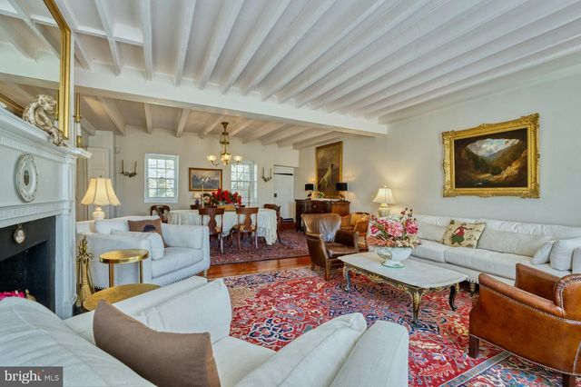 40162 MAIN ST, Waterford, VA 20197