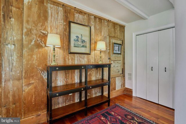 40162 MAIN ST, Waterford, VA 20197