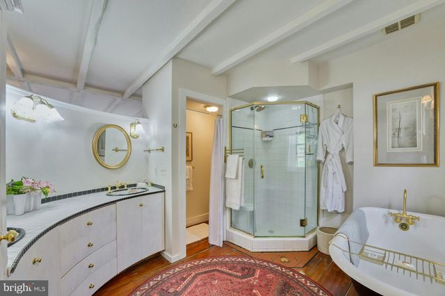 40162 MAIN ST, Waterford, VA 20197