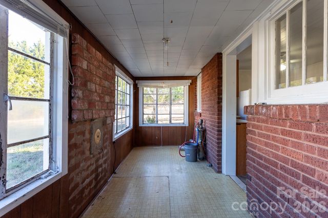 1430 Rainbow Drive, Kannapolis, NC 28081