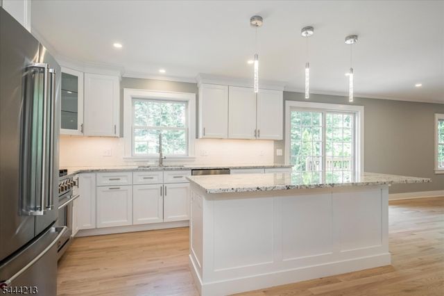 42 Berkshire St, Hanover Twp., NJ 07981