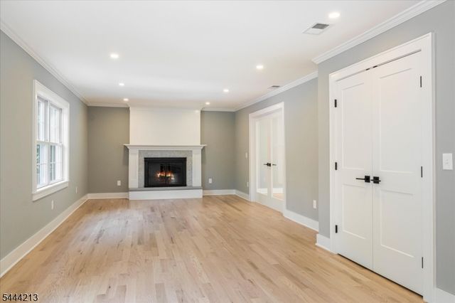 42 Berkshire St, Hanover Twp., NJ 07981