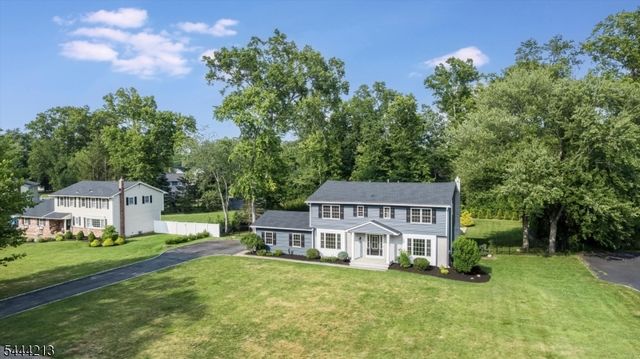 42 Berkshire St, Hanover Twp., NJ 07981