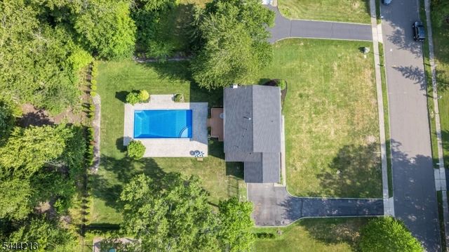 42 Berkshire St, Hanover Twp., NJ 07981