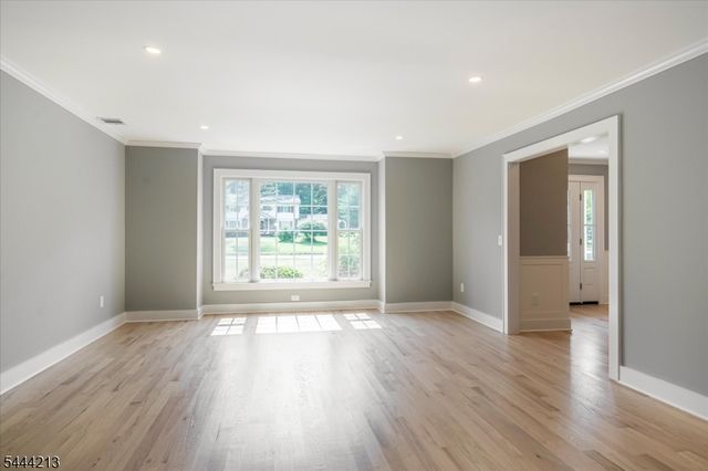 42 Berkshire St, Hanover Twp., NJ 07981