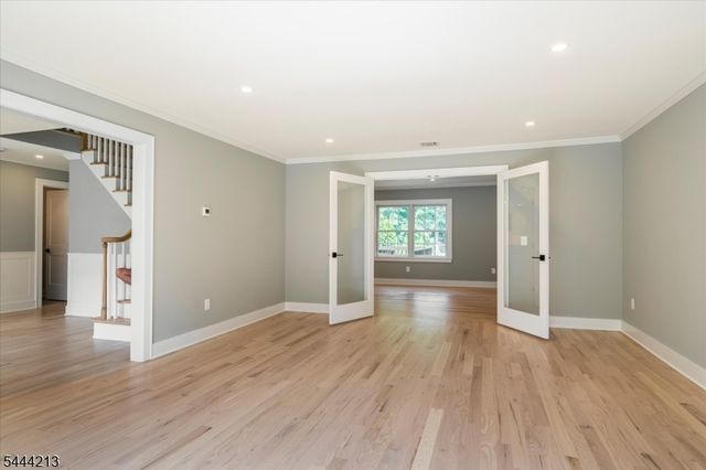 42 Berkshire St, Hanover Twp., NJ 07981