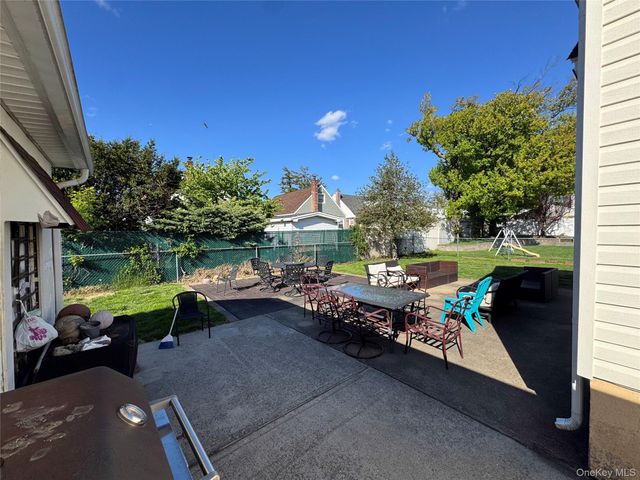 31 Gregory Street, Valley Stream, NY 11580