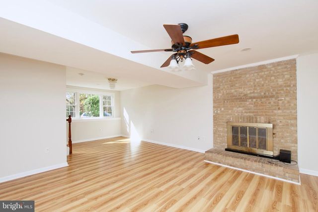 10217 MCKEAN CT, Great Falls, VA 22066