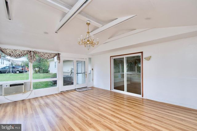 10217 MCKEAN CT, Great Falls, VA 22066